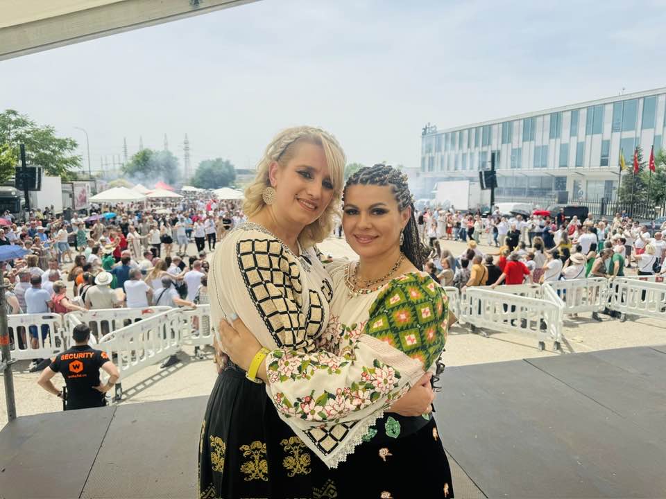 Pe 1 iunie, românii din Spania au sărbătorit la Festivalul de Ziua Românilor de Pretutindeni și Ziua Copilului-banner 5