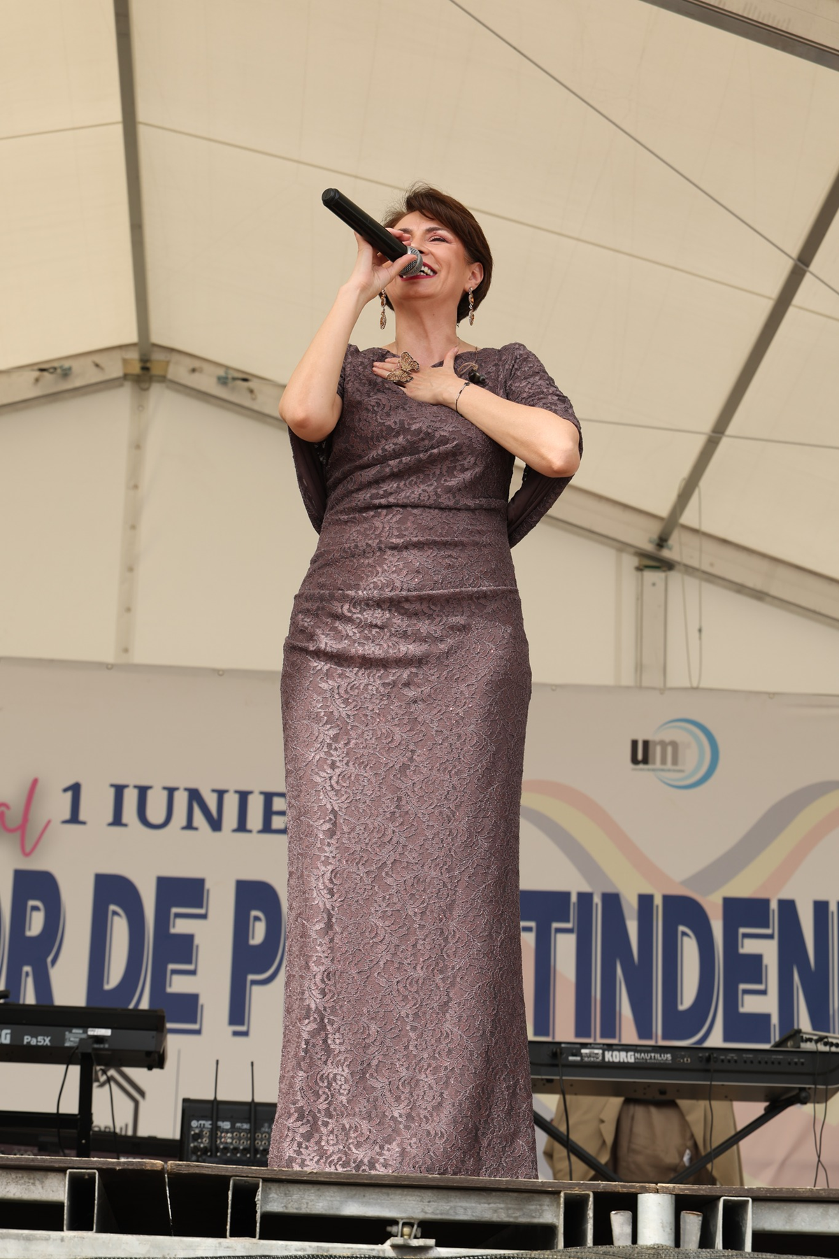 Pe 1 iunie, românii din Spania au sărbătorit la Festivalul de Ziua Românilor de Pretutindeni și Ziua Copilului-banner 6